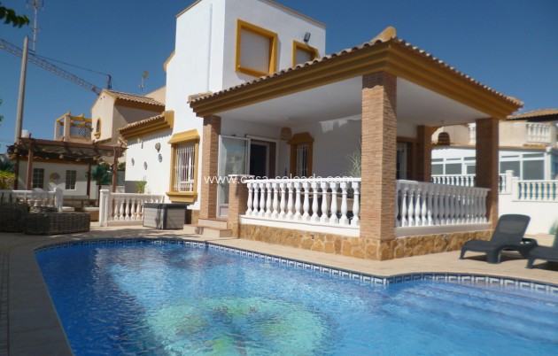 Villa - Wiederverkauf - Pilar de la Horadada - Costa Blanca