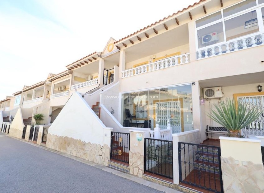 Wiederverkauf - Bungalow - Orihuela Costa - Costa Blanca