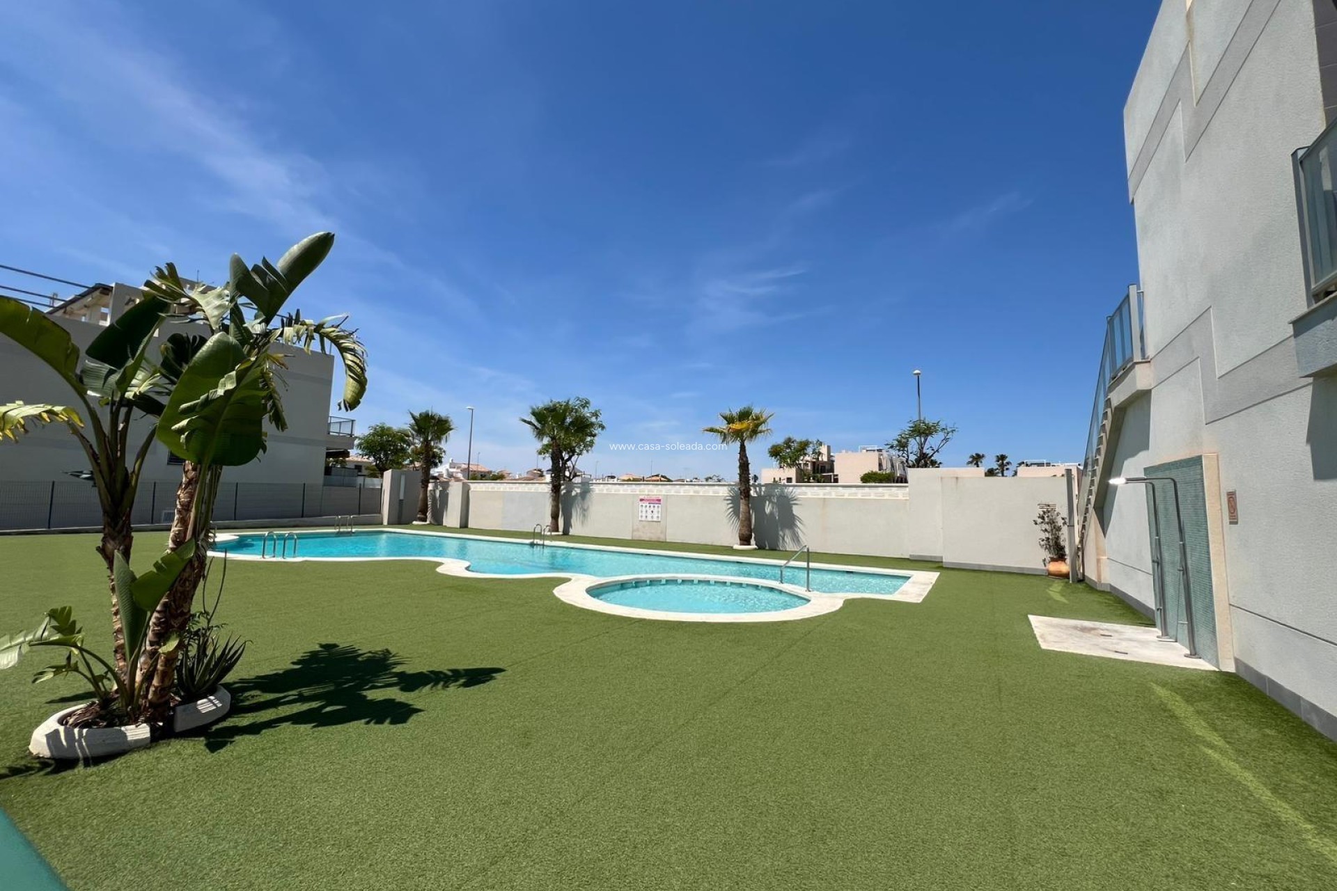 Wiederverkauf - Bungalow - Pilar de la Horadada - Pueblo Latino