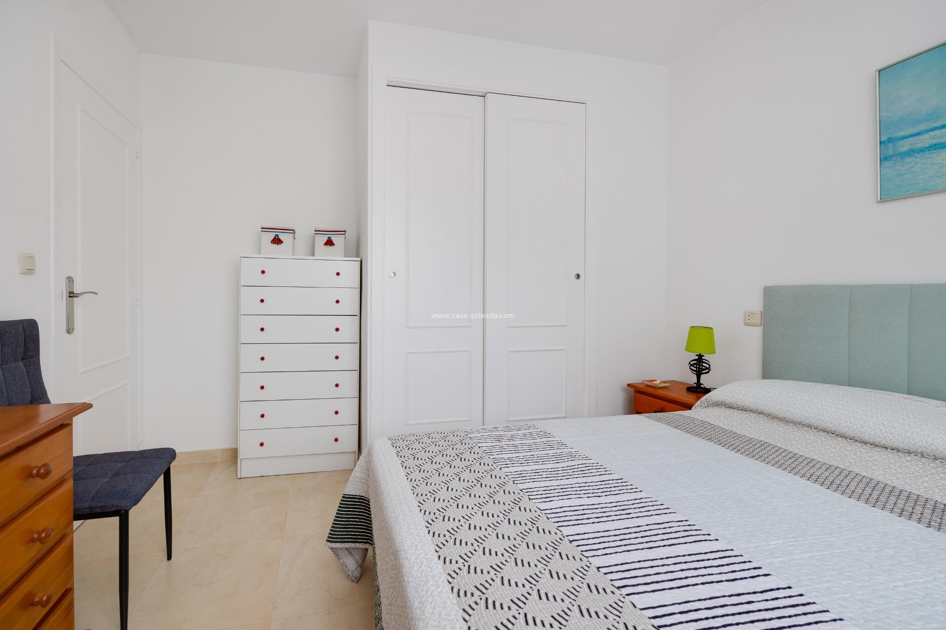 Wiederverkauf - Bungalow - Torrevieja - Aguas nuevas