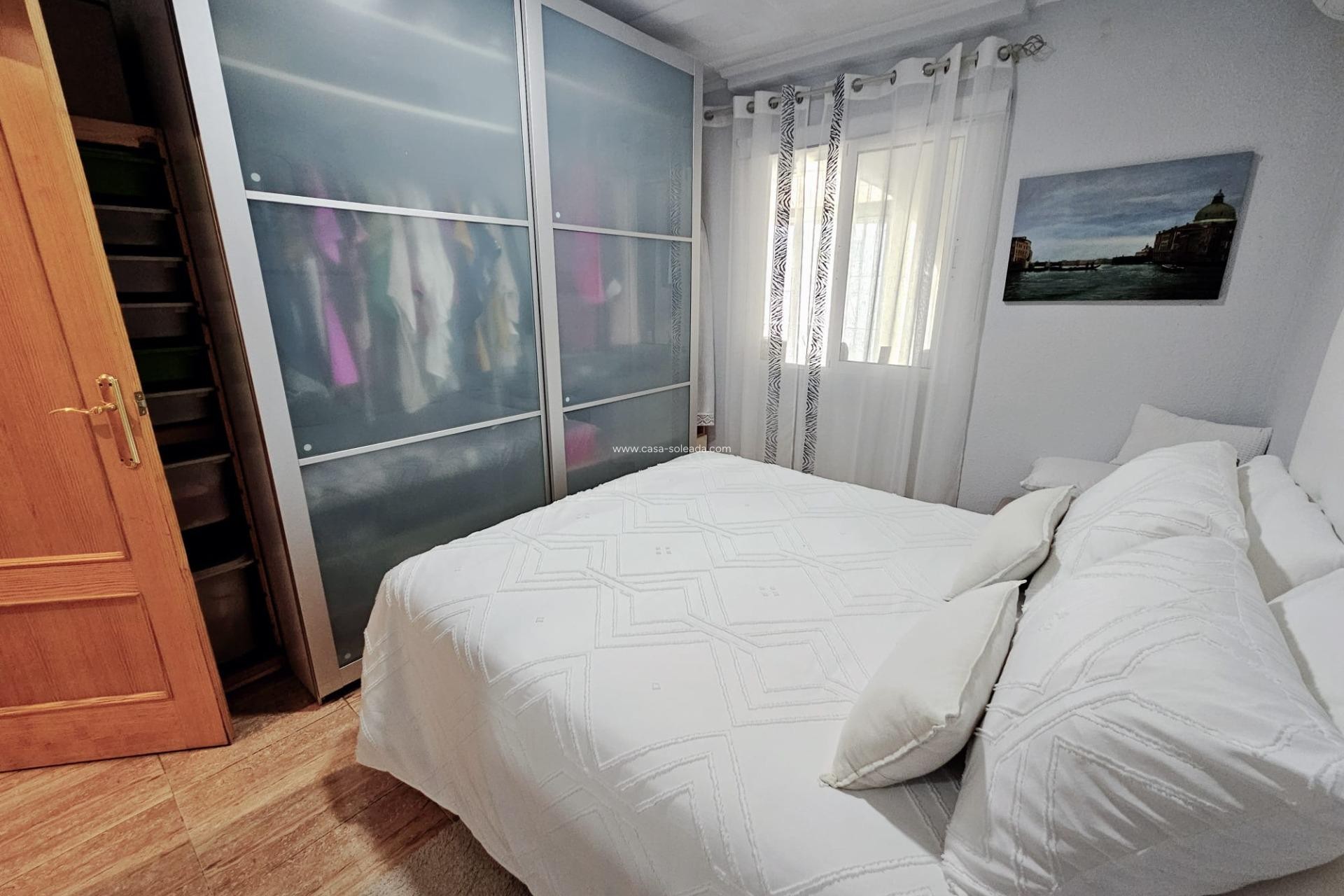 Wiederverkauf - Bungalow - Torrevieja - La Siesta