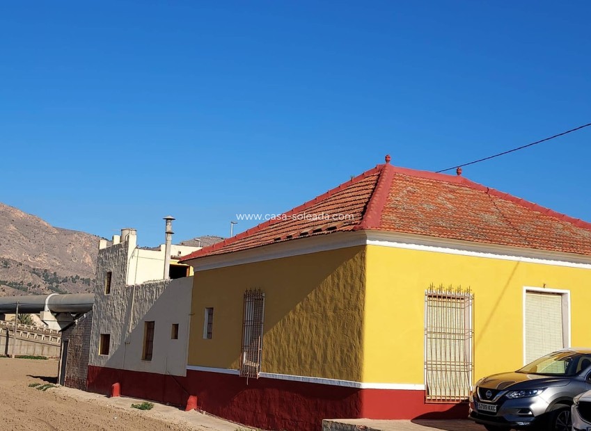 Wiederverkauf - Country Property/Finca - Orihuela - Desamparados