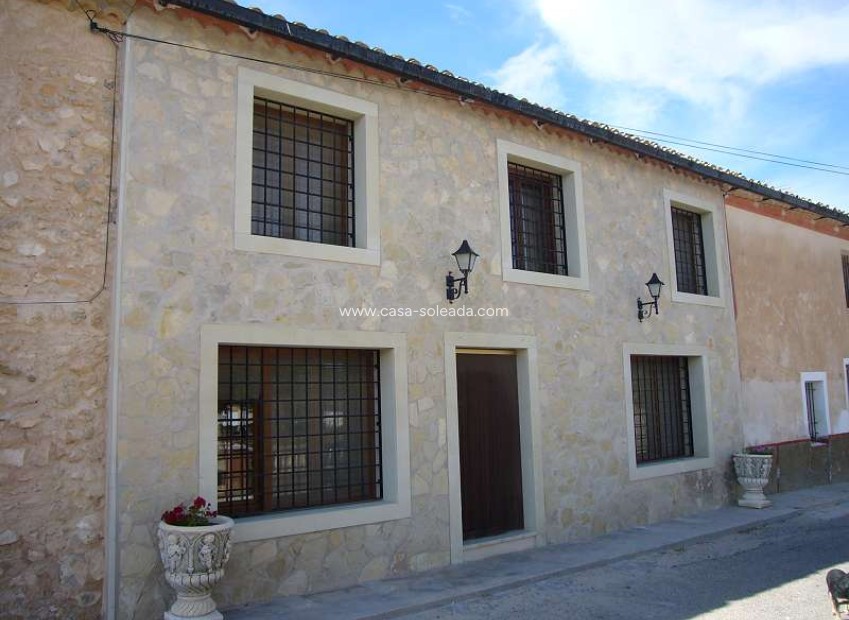Wiederverkauf - Country Property/Finca - Salinas - Inland