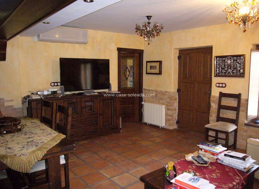 Wiederverkauf - Country Property/Finca - Salinas - Inland
