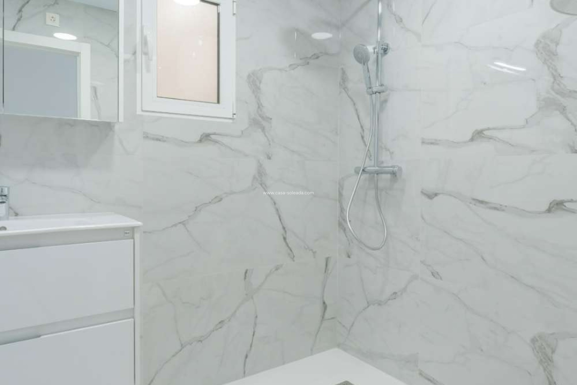 Wiederverkauf - Flat - Torrevieja - Avenida Habaneras - Curva de Palangre