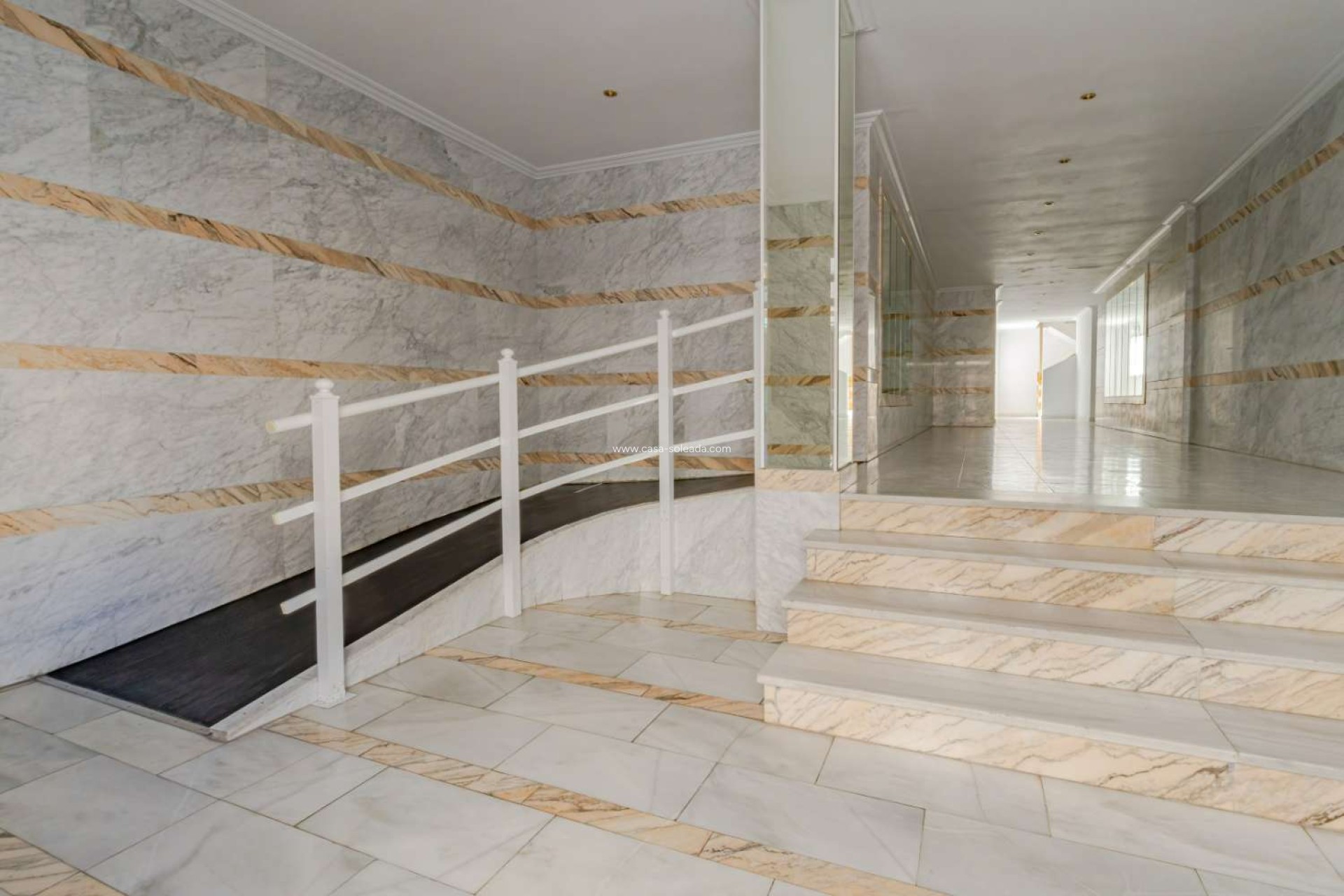 Wiederverkauf - Flat - Torrevieja - Avenida Habaneras - Curva de Palangre