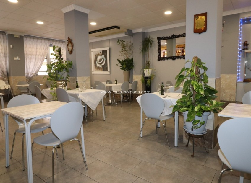 Wiederverkauf - Kommerziell - Torrevieja - Playa del Cura