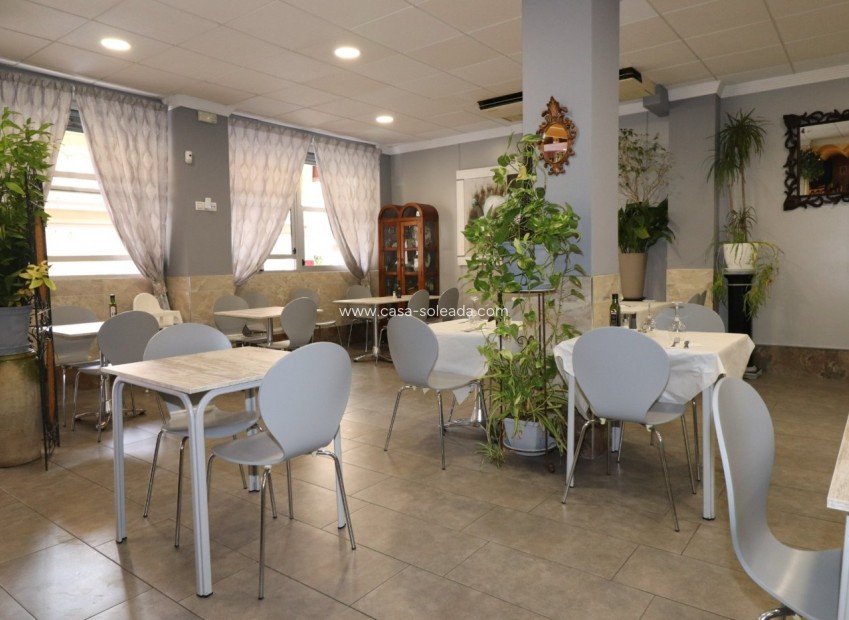 Wiederverkauf - Kommerziell - Torrevieja - Playa del Cura