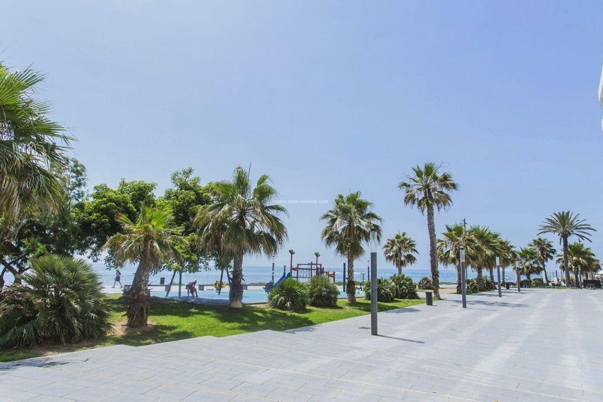 Wiederverkauf - Kommerziell - Torrevieja - Playa del Cura