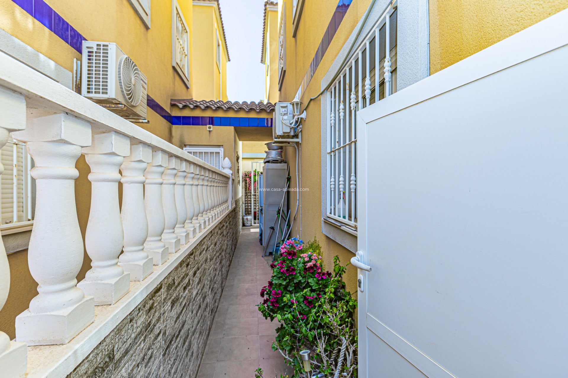 Wiederverkauf - Stadthaus - La Zenia