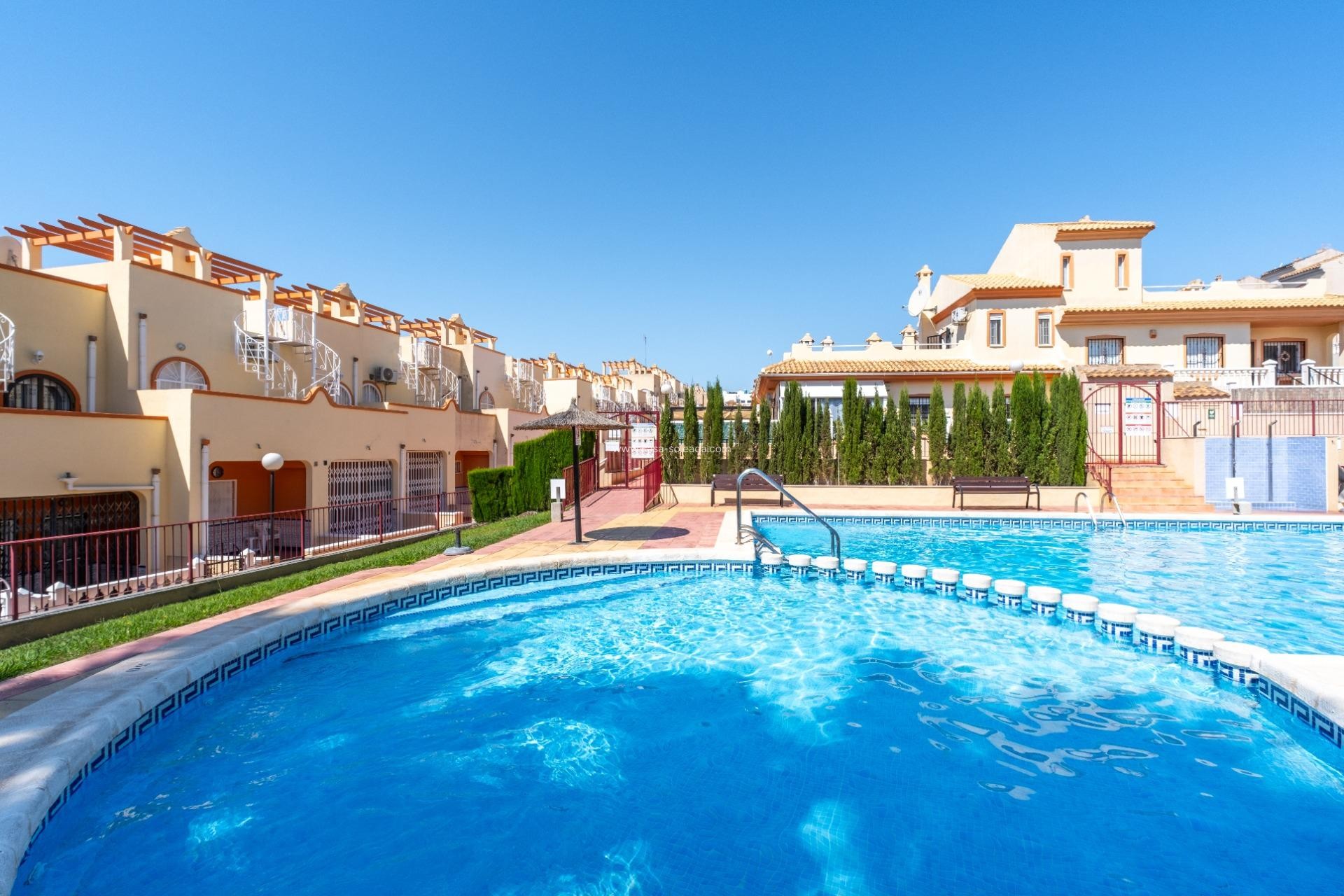 Wiederverkauf - Stadthaus - Orihuela Costa - Las Filipinas