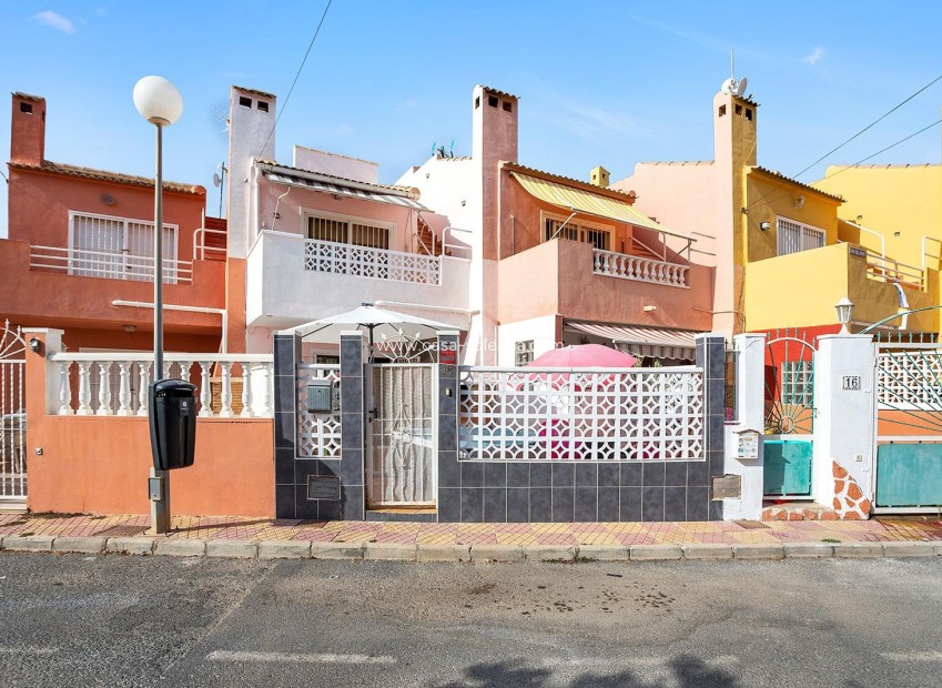 Wiederverkauf - Stadthaus - Torrevieja - Aguas nuevas