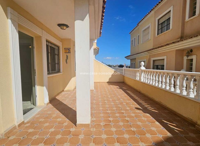 Wiederverkauf - Villa - Guardamar del Segura - Campomar