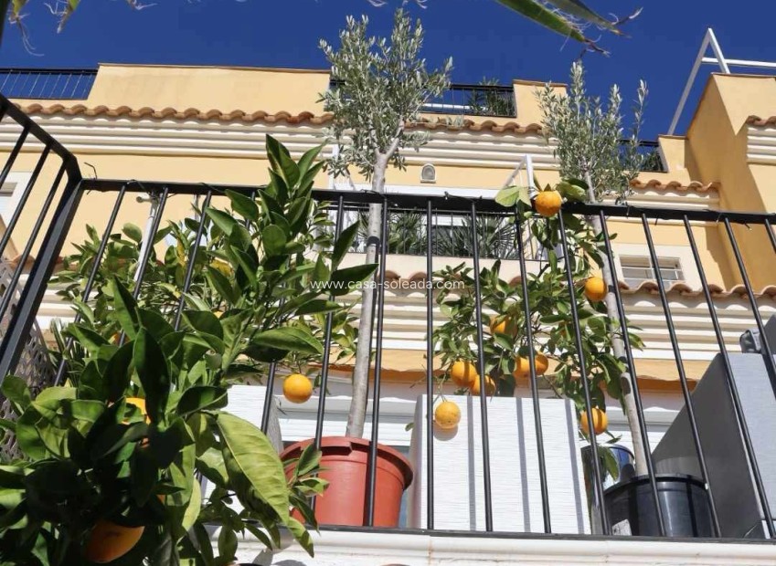 Wiederverkauf - Villa - La Nucía - Costa Blanca