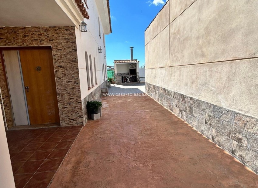 Wiederverkauf - Villa - Los Alcázares - Las Lomas Del Rame-bahía Bella