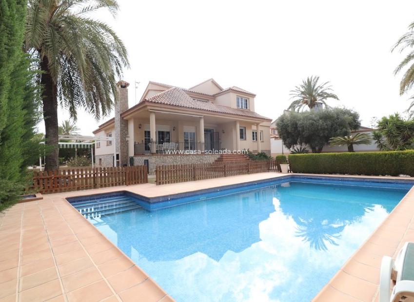 Wiederverkauf - Villa - Mil Palmeras - Costa Blanca