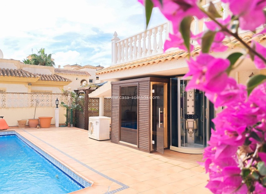 Wiederverkauf - Villa - Orihuela Costa - Altos De Campoamor