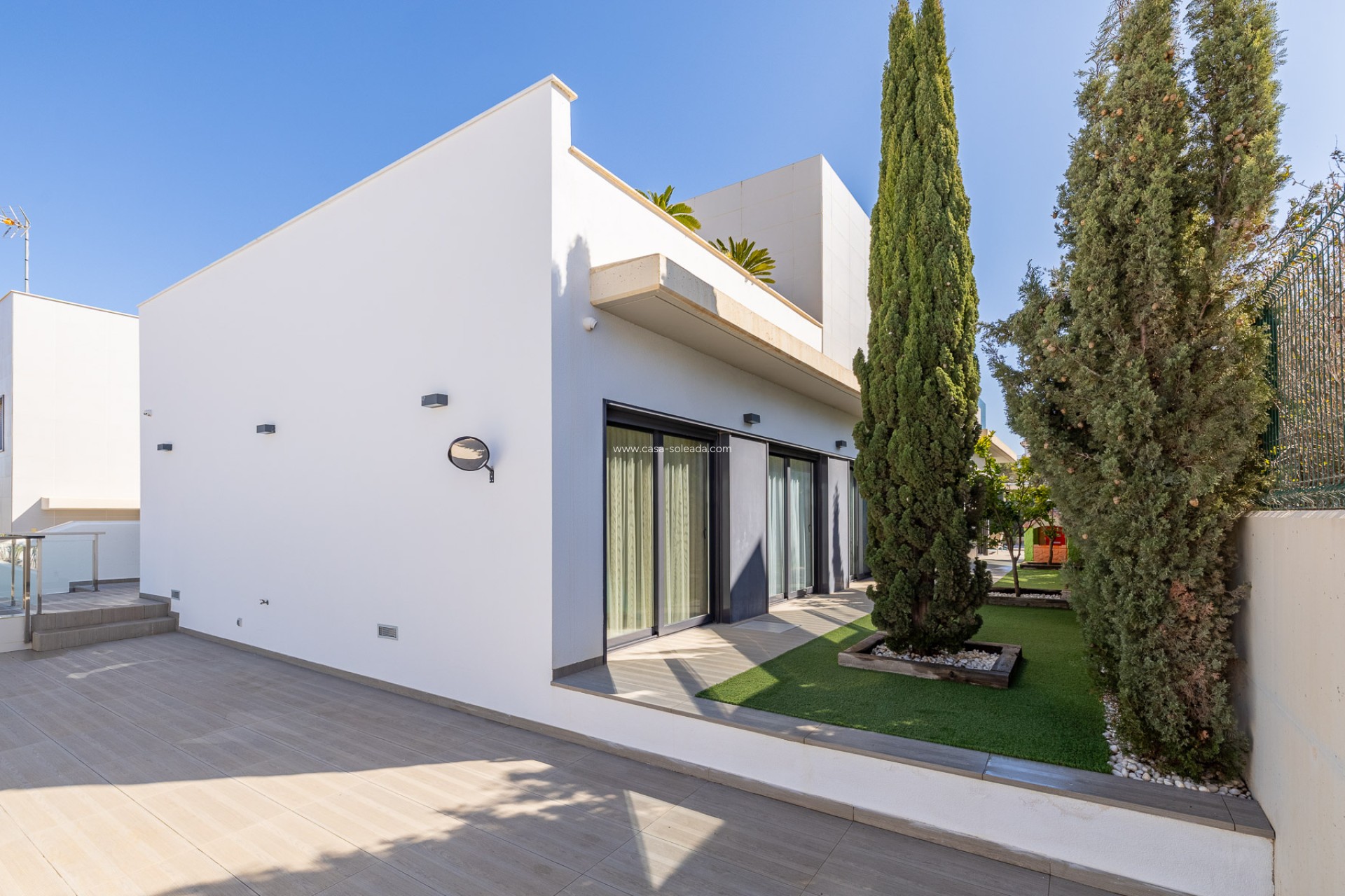 Wiederverkauf - Villa - Orihuela Costa - Campoamor