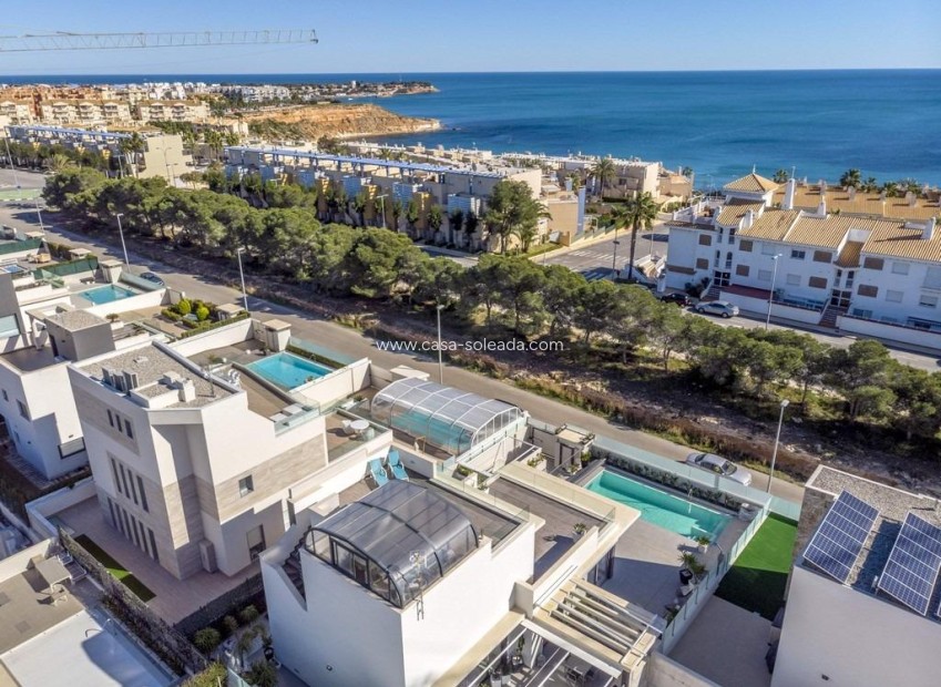 Wiederverkauf - Villa - Orihuela Costa - Campoamor