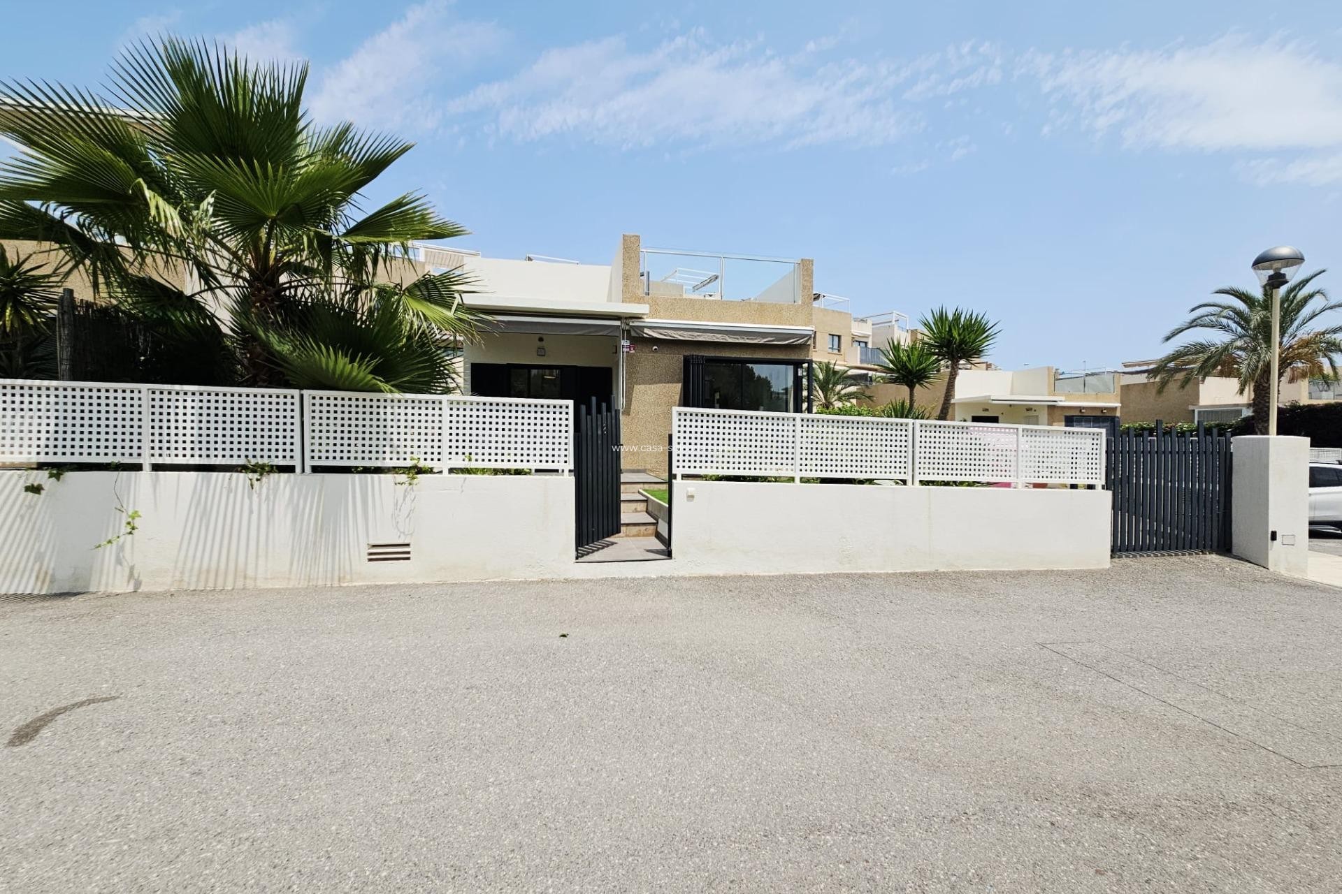 Wiederverkauf - Villa - Orihuela Costa - La Regia