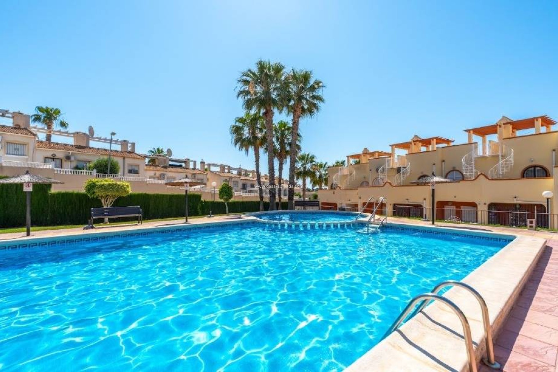 Wiederverkauf - Villa - Orihuela Costa - Las Filipinas