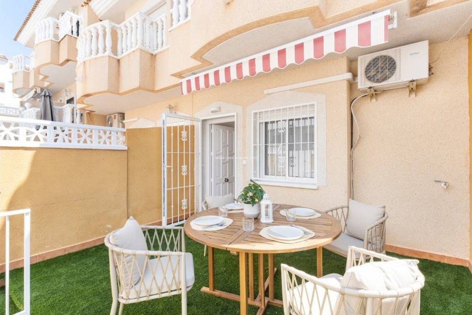 Wiederverkauf - Villa - Orihuela Costa - Las Filipinas