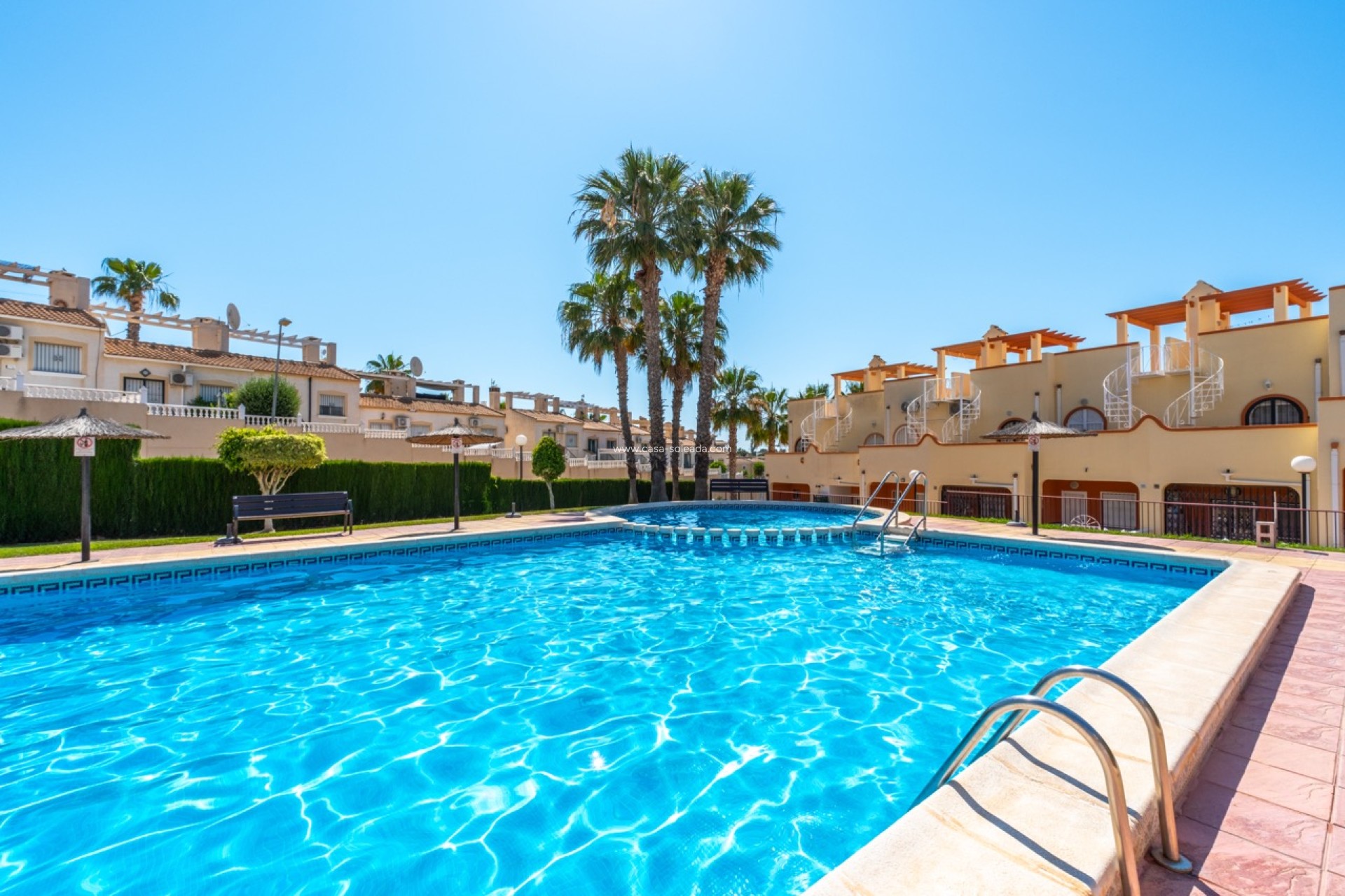 Wiederverkauf - Villa - Orihuela Costa - Las Filipinas