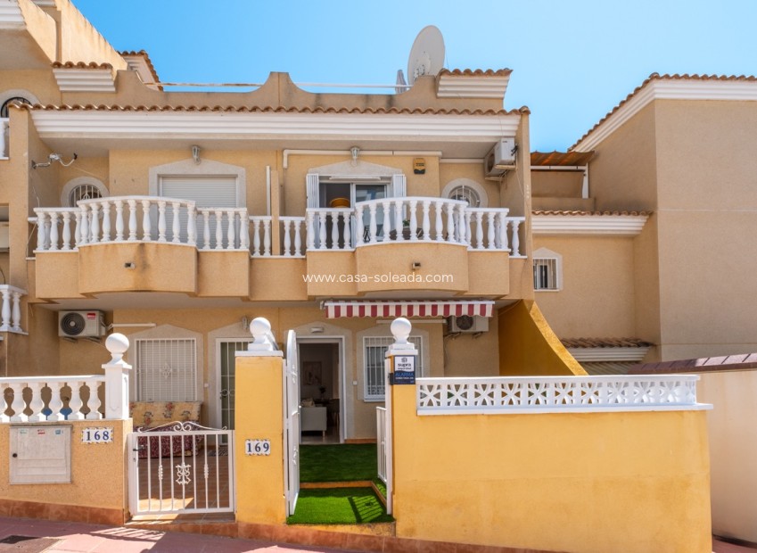 Wiederverkauf - Villa - Orihuela Costa - Las Filipinas