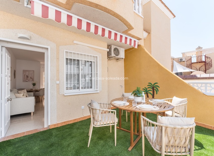 Wiederverkauf - Villa - Orihuela Costa - Las Filipinas