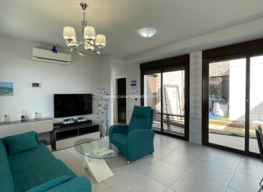 Wiederverkauf - Villa - Orihuela Costa - Lomas de Cabo Roig