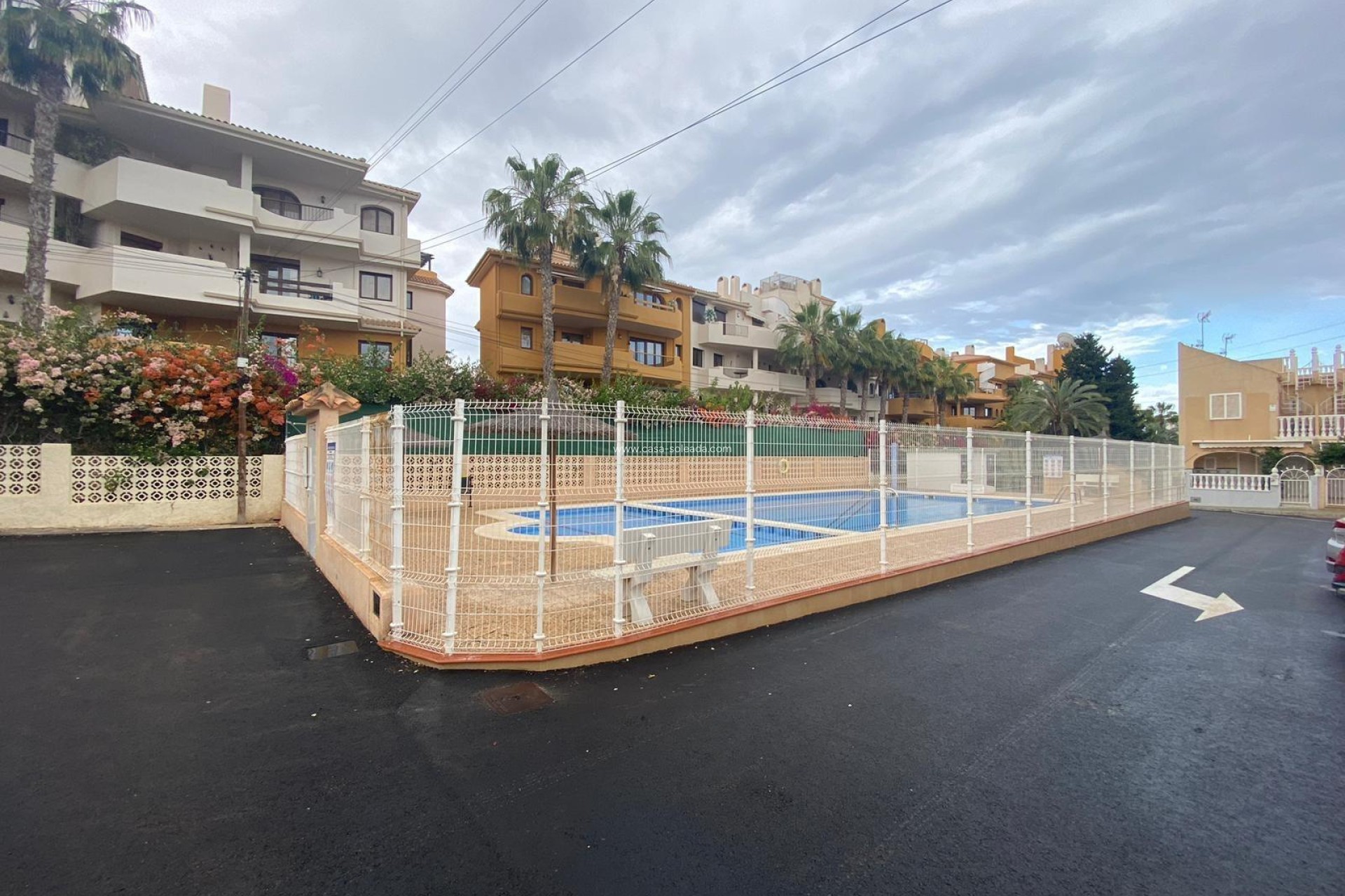 Wiederverkauf - Villa - Orihuela Costa - Punta Prima