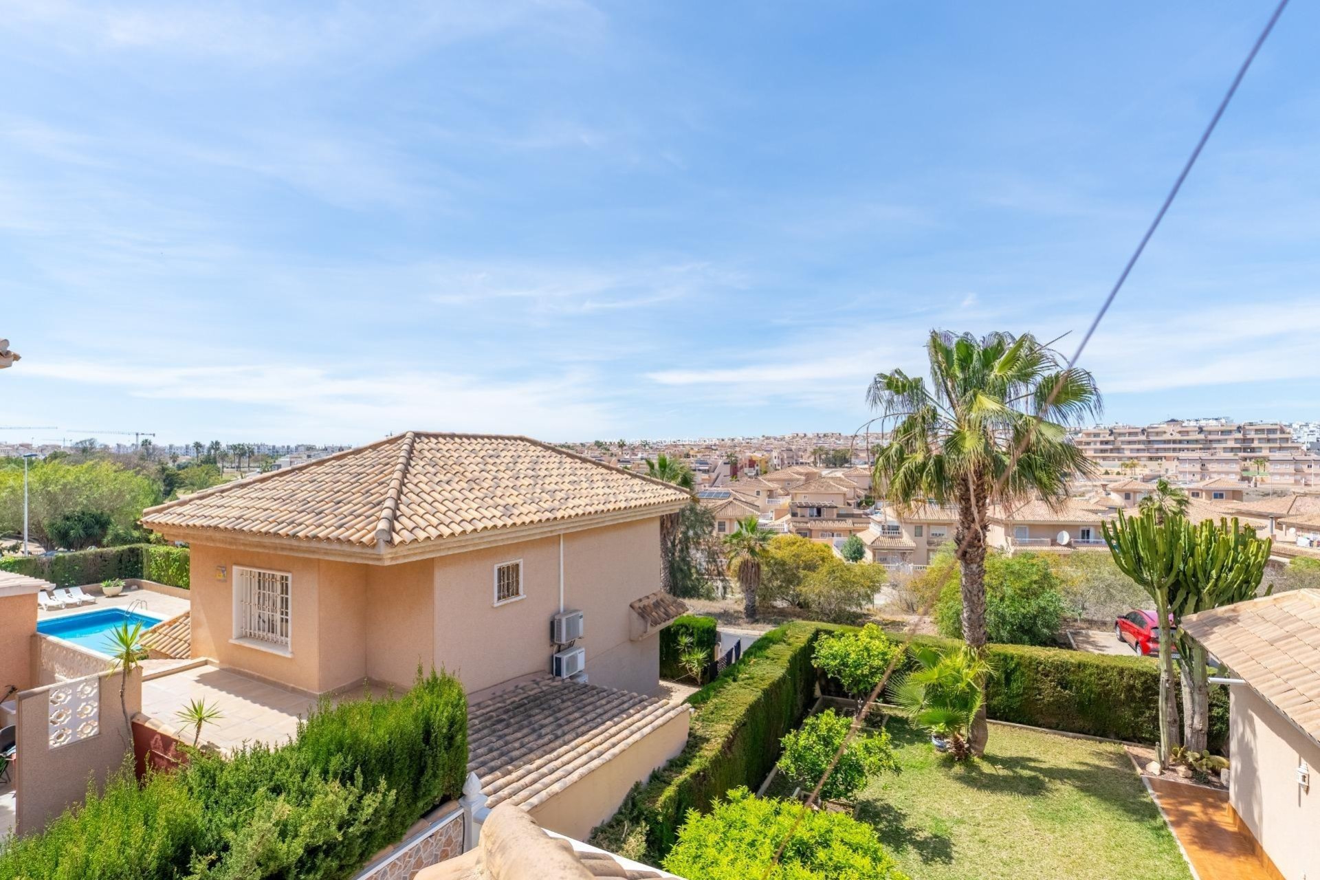 Wiederverkauf - Villa - Orihuela Costa - Punta Prima