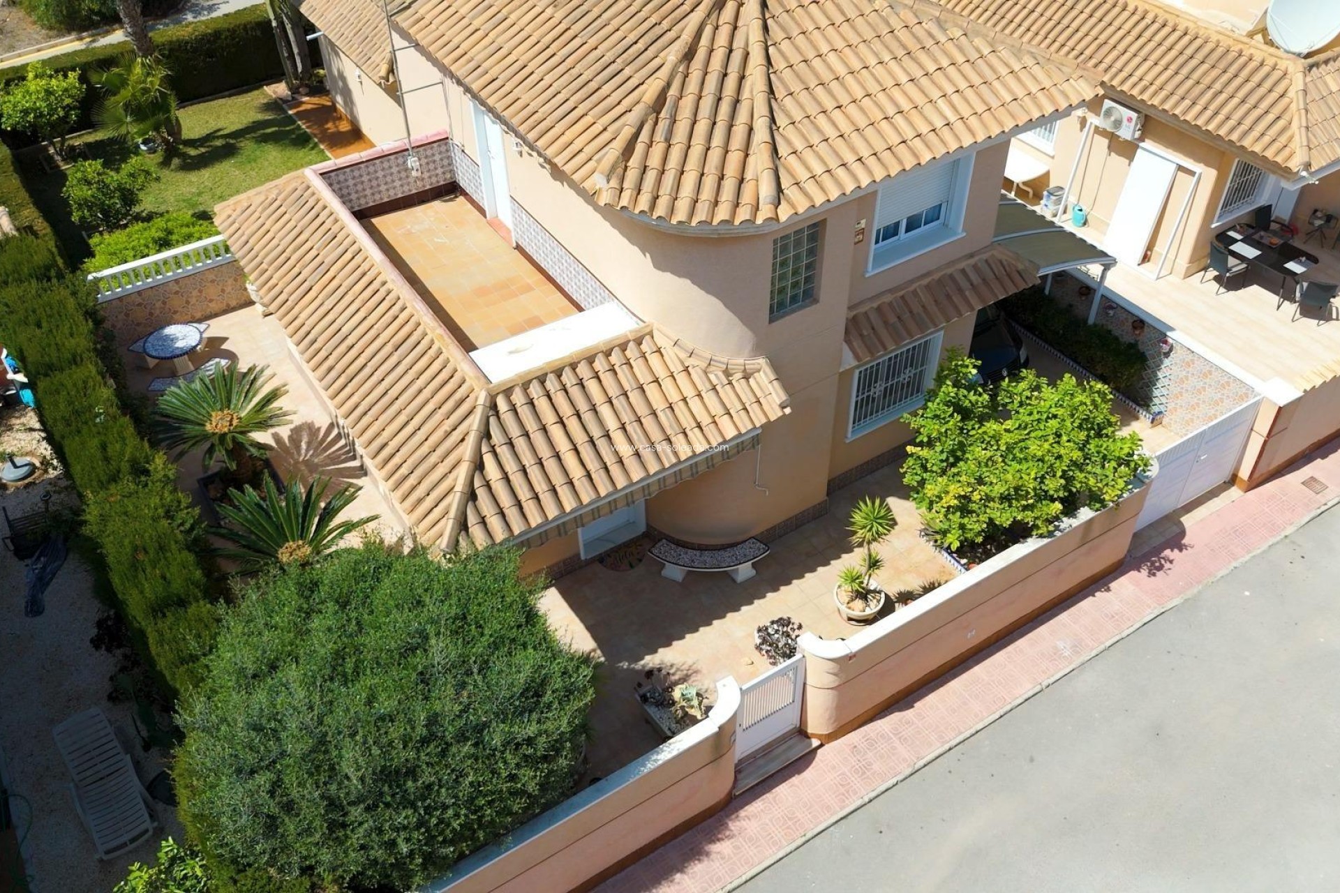Wiederverkauf - Villa - Orihuela Costa - Punta Prima
