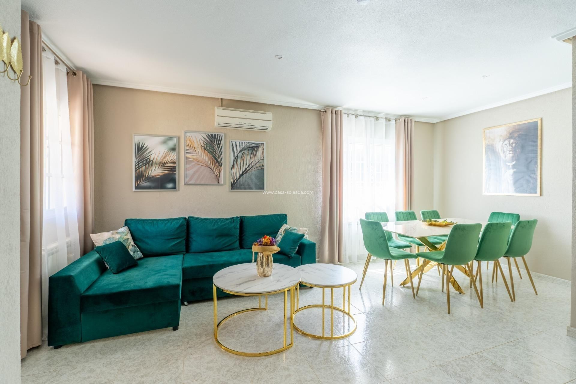 Wiederverkauf - Villa - Orihuela Costa - Punta Prima