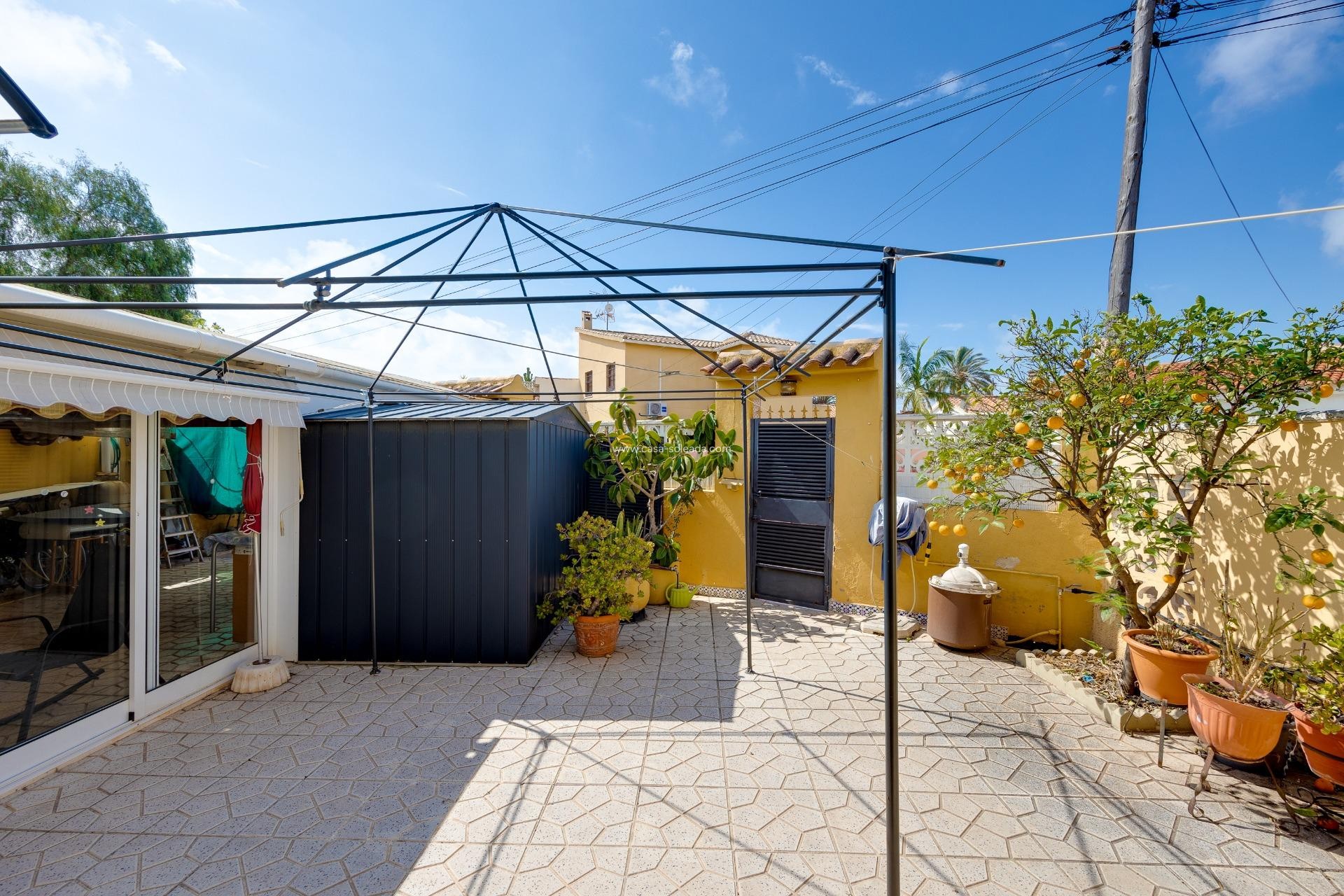 Wiederverkauf - Villa - Torrevieja - Aguas nuevas