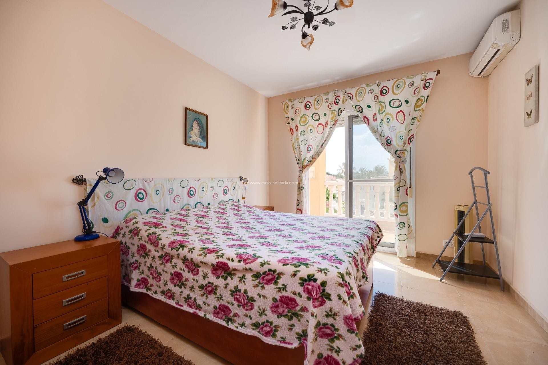 Wiederverkauf - Villa - Torrevieja - Aguas nuevas