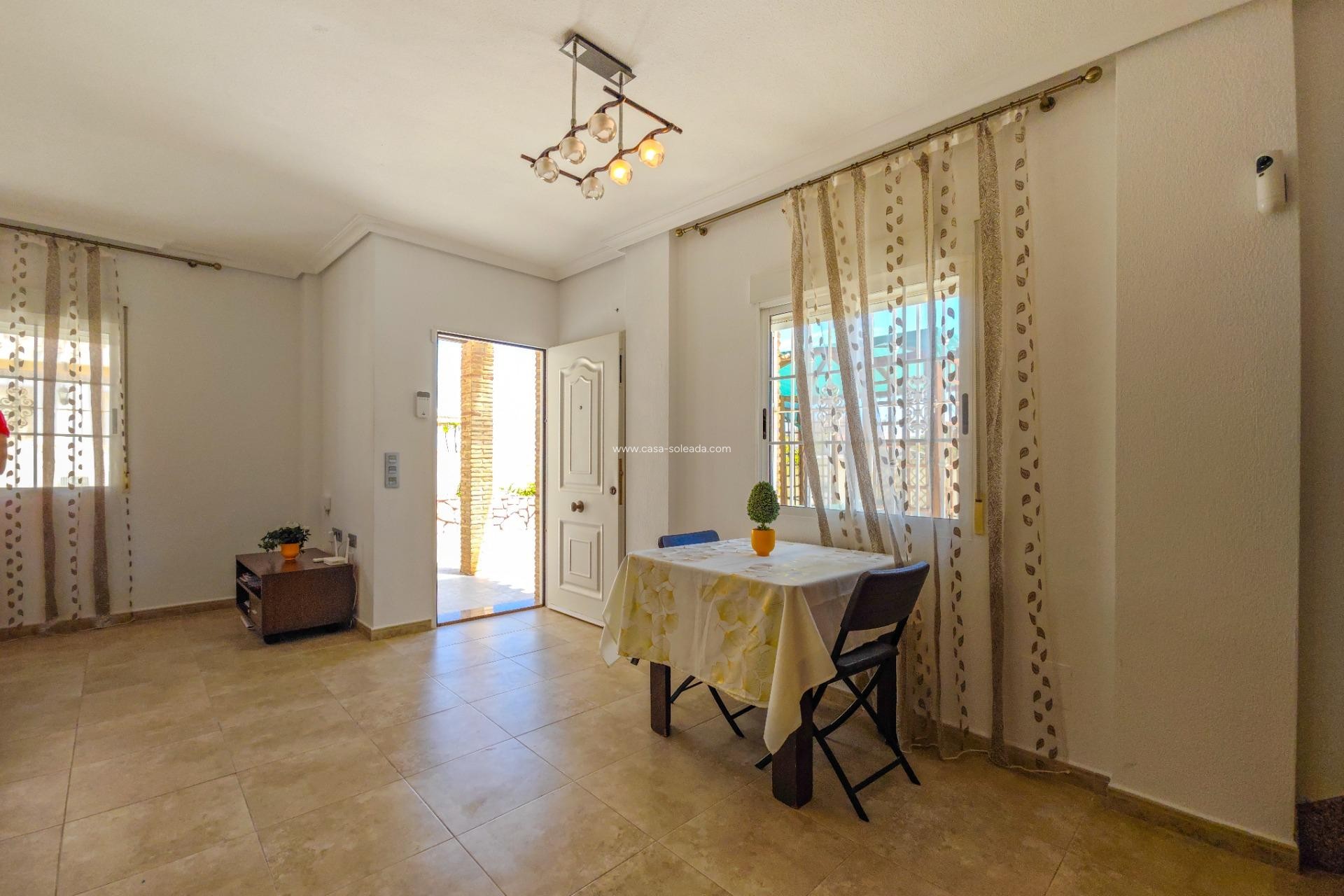 Wiederverkauf - Villa - Torrevieja - La Mata