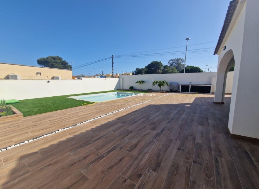 Wiederverkauf - Villa - Torrevieja - Los Balcones