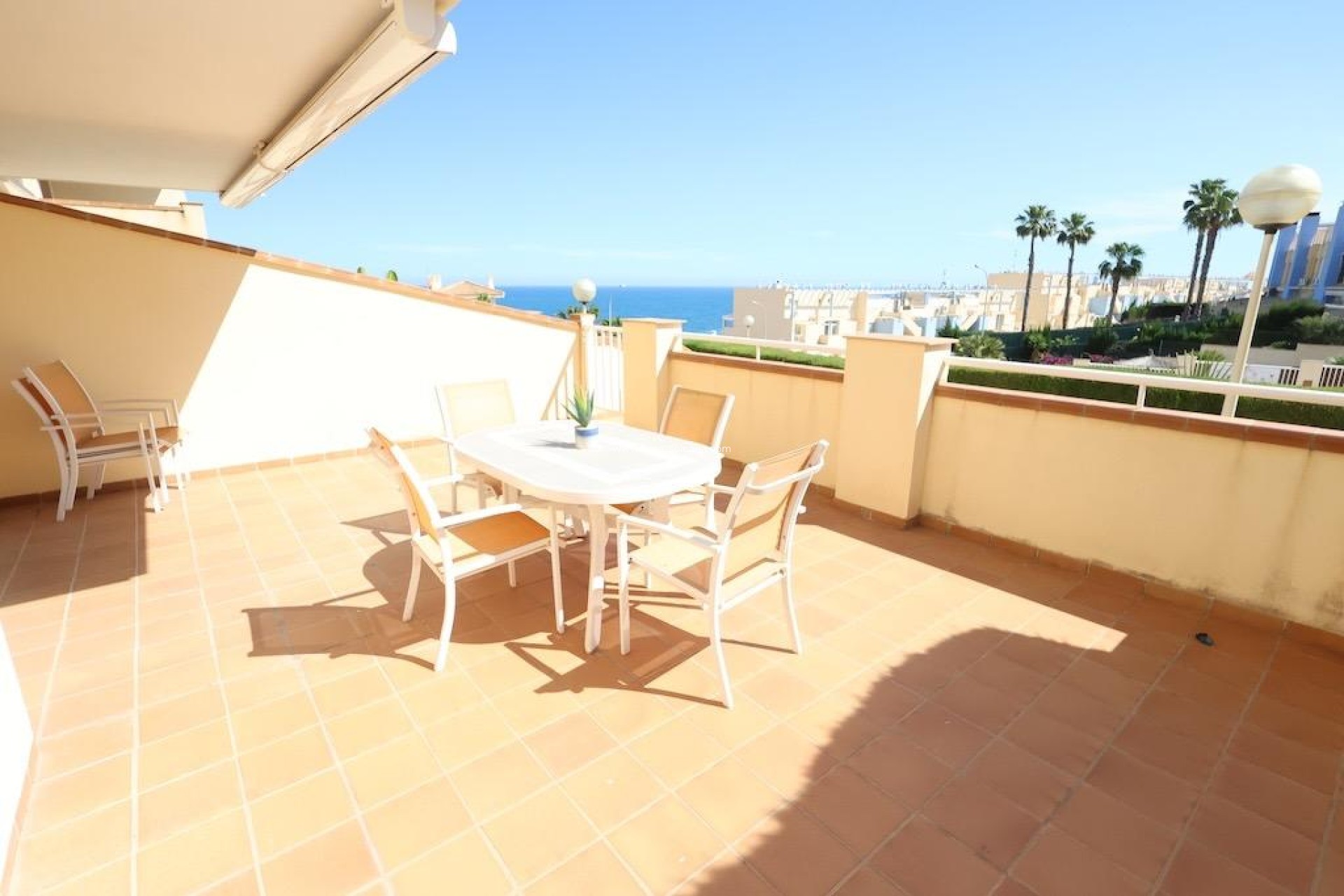 Wiederverkauf - Wohnung - Orihuela Costa - Campoamor