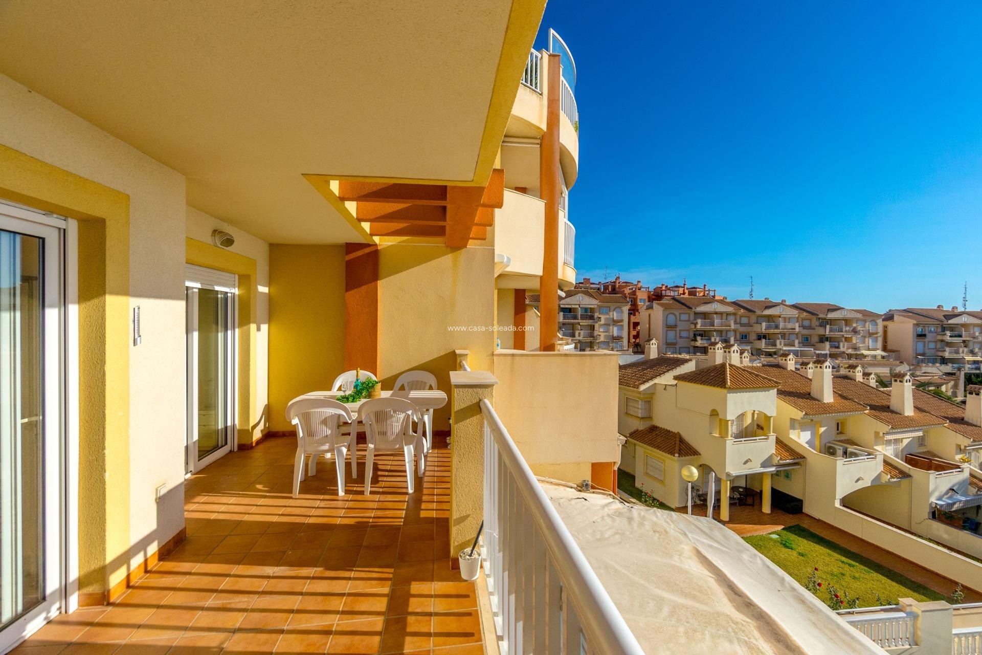 Wiederverkauf - Wohnung - Orihuela Costa - Campoamor