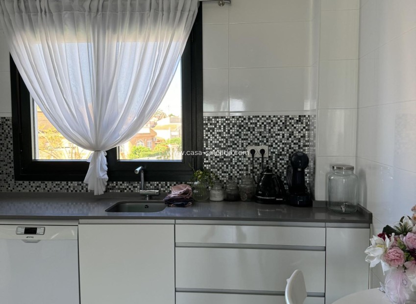 Wiederverkauf - Wohnung - Pilar de la Horadada - Mil Palmeras