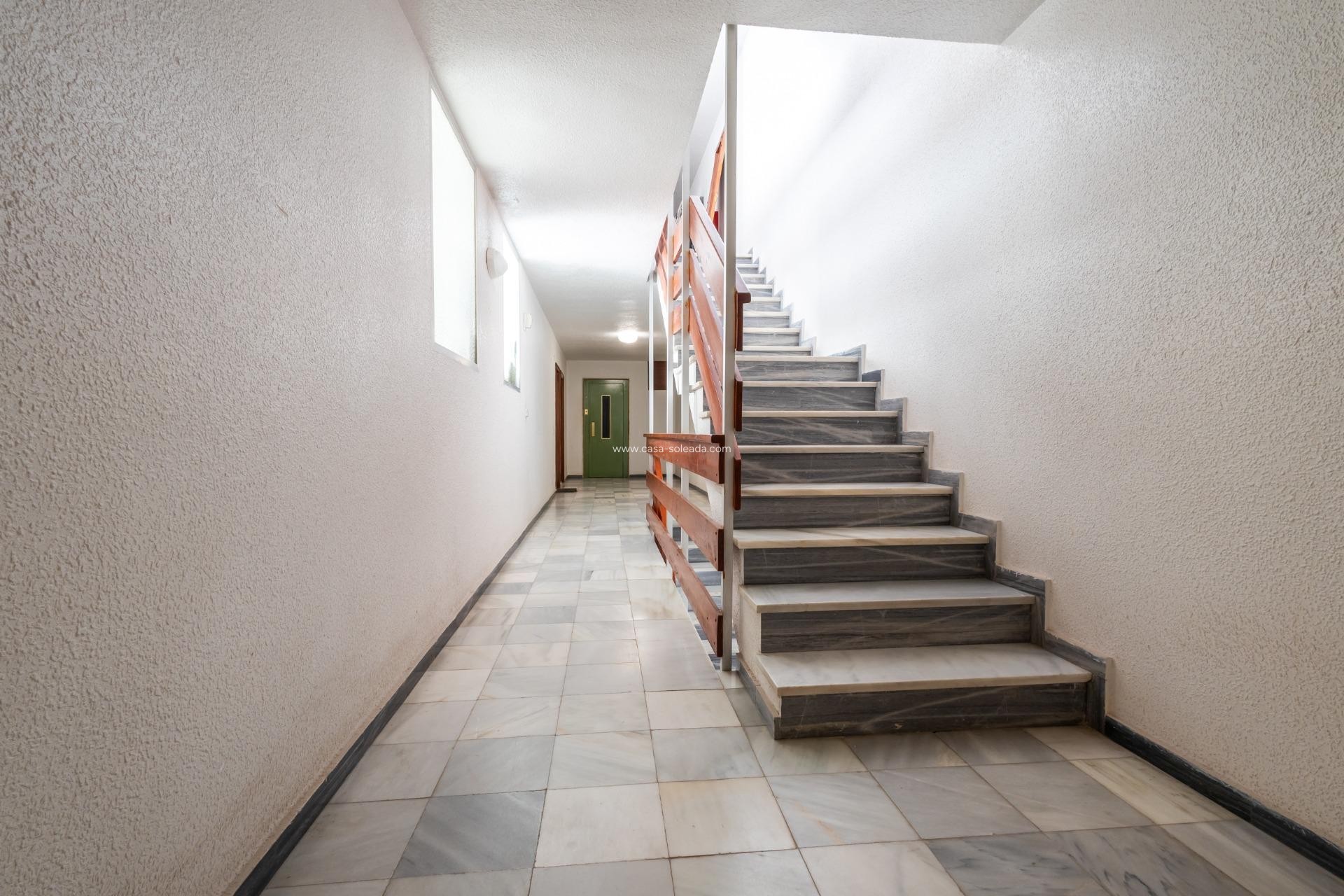 Wiederverkauf - Wohnung - Torrevieja - Acequion