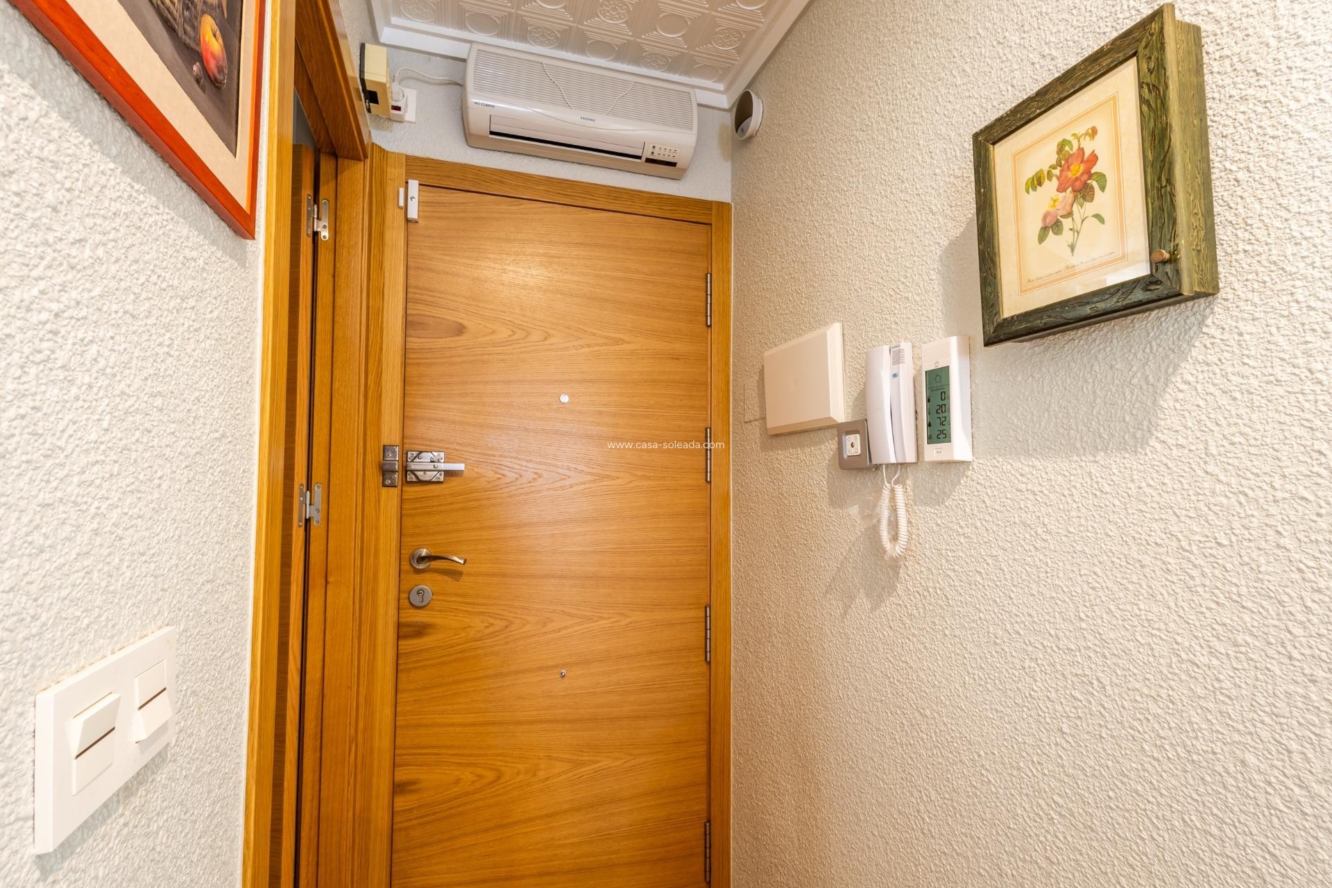 Wiederverkauf - Wohnung - Torrevieja - Acequion