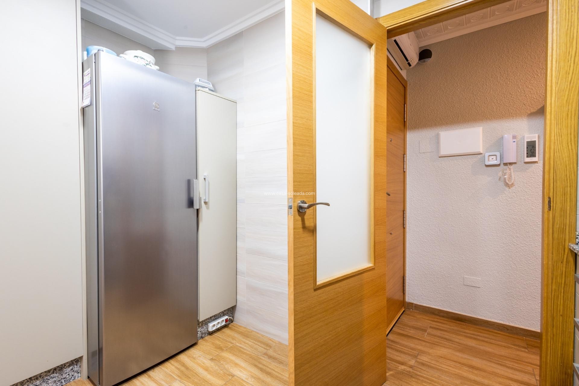 Wiederverkauf - Wohnung - Torrevieja - Acequion