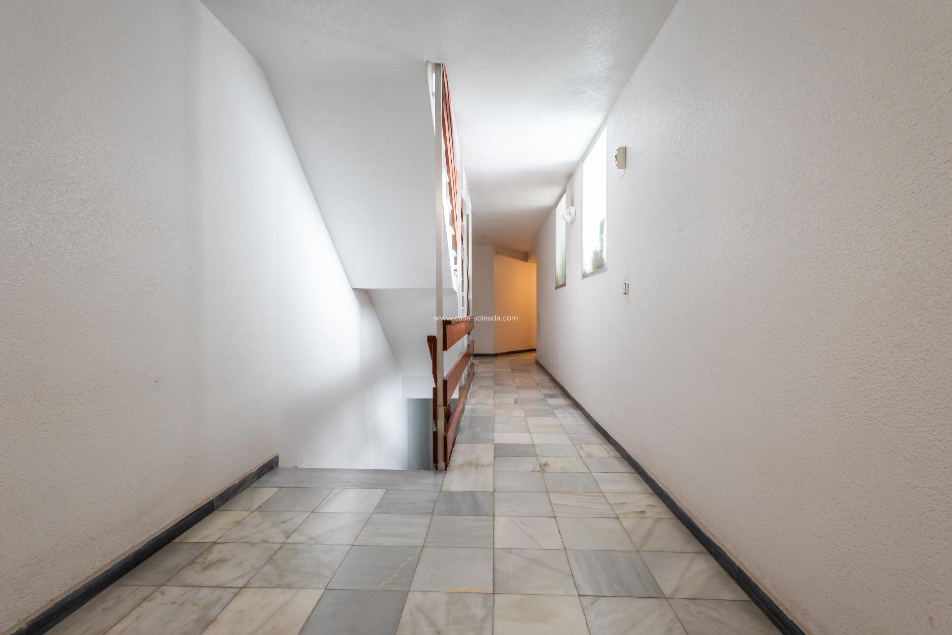 Wiederverkauf - Wohnung - Torrevieja - Acequion