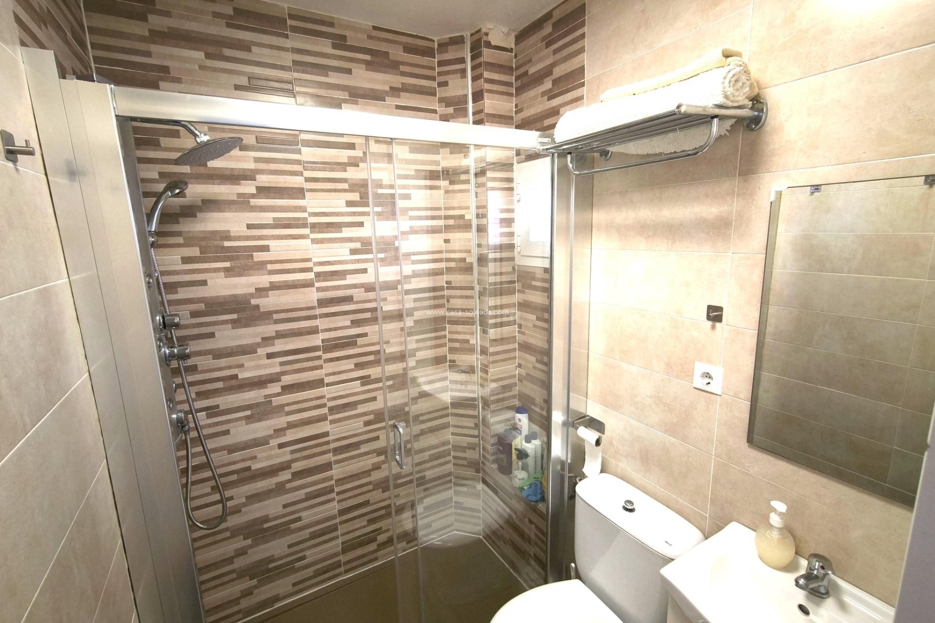 Wiederverkauf - Wohnung - Torrevieja - Calas Blanca