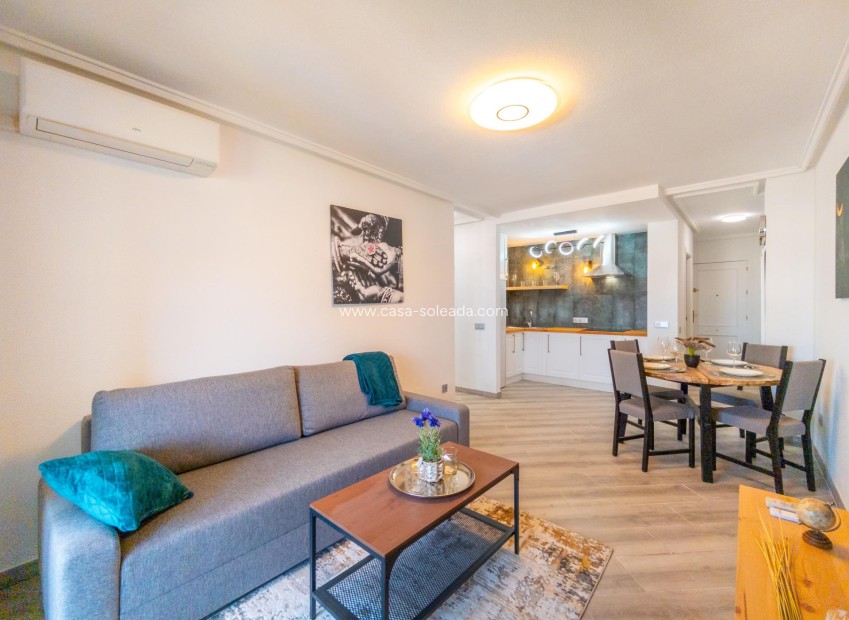 Wiederverkauf - Wohnung - Torrevieja - Center