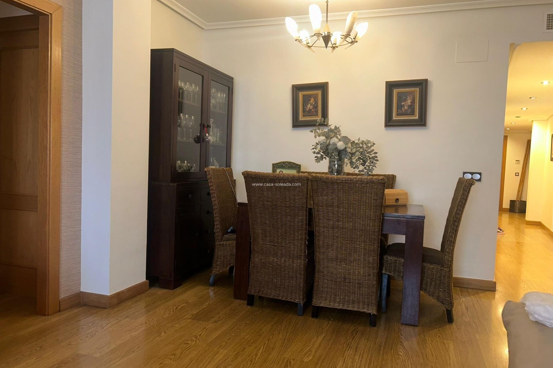Wiederverkauf - Wohnung - Torrevieja - Center
