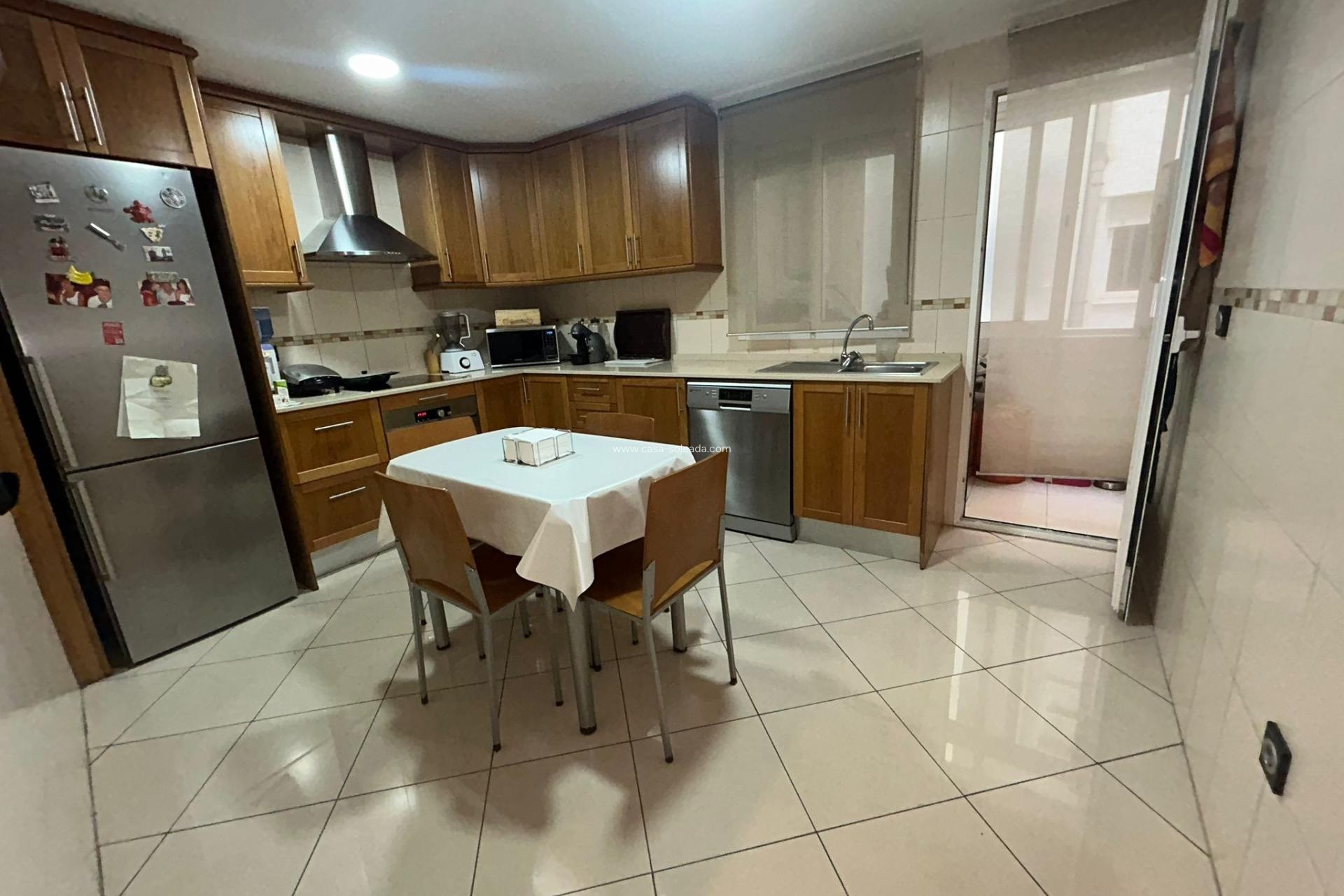 Wiederverkauf - Wohnung - Torrevieja - Center