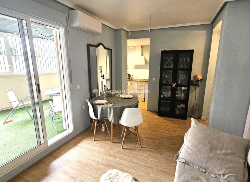 Wiederverkauf - Wohnung - Torrevieja - Center